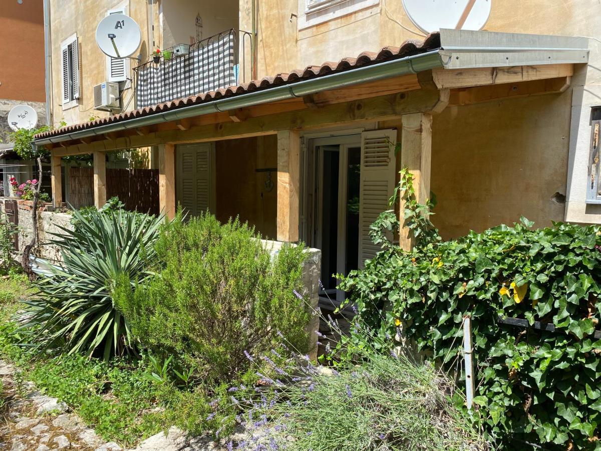 Ferienwohnung Touched VIP Zadar Exterior foto
